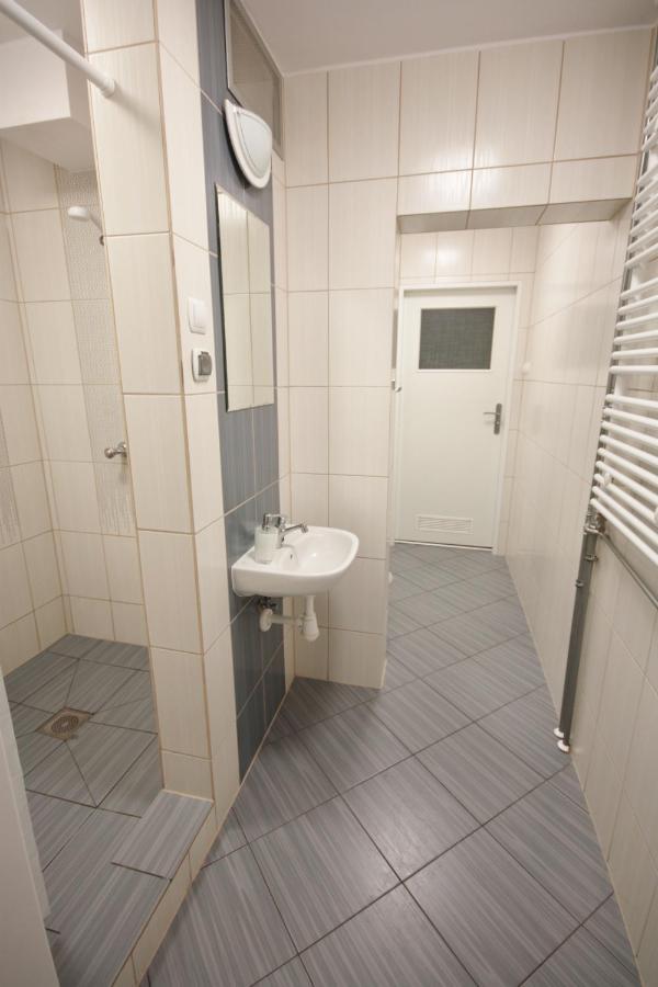 Studencki Dom Marynarza Pasat Hostel Szczecin Exterior foto